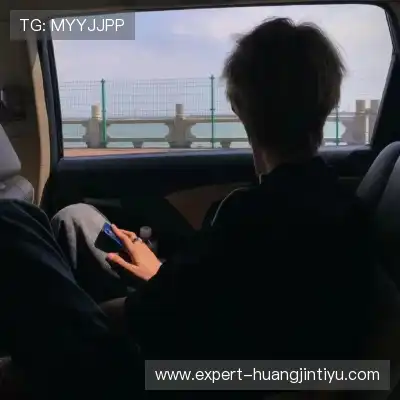 荣麒林